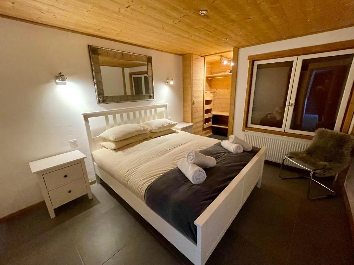 Ski In-Ski Out! Spacious & Stylish Apartment For 8 In The Heart Of Lavachet Tignes 0*,