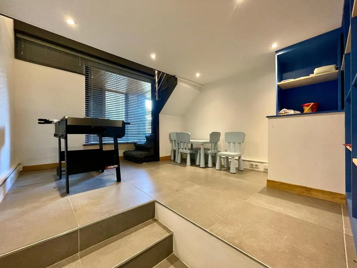 Ski In-Ski Out! Spacious & Stylish Apartment For 8 In The Heart Of Lavachet تينْيِ